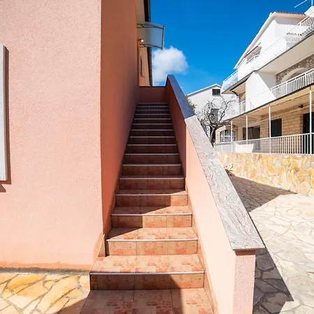 Panorama View 티스노