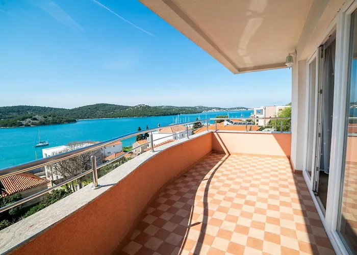 아파트 Panorama View 티스노