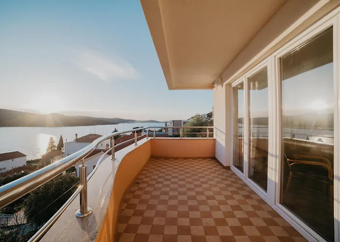 Panorama View 아파트 *