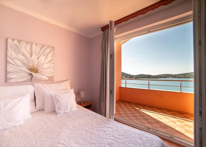 Panorama View 아파트 *