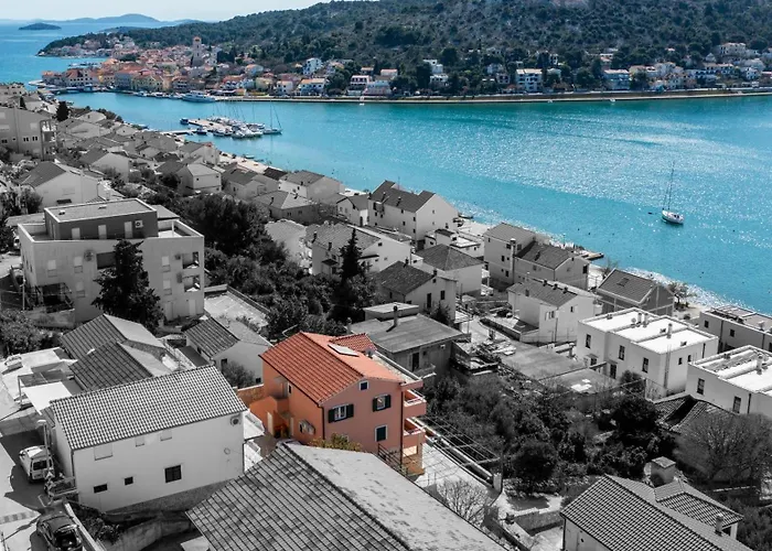 Panorama View 아파트 *